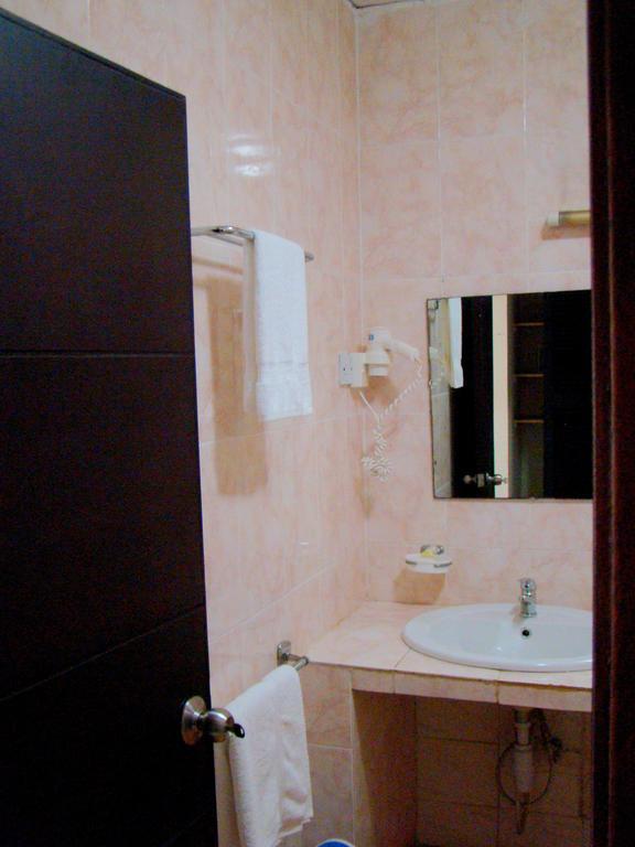 Lungi Airport Hotels Tulun Habitación foto